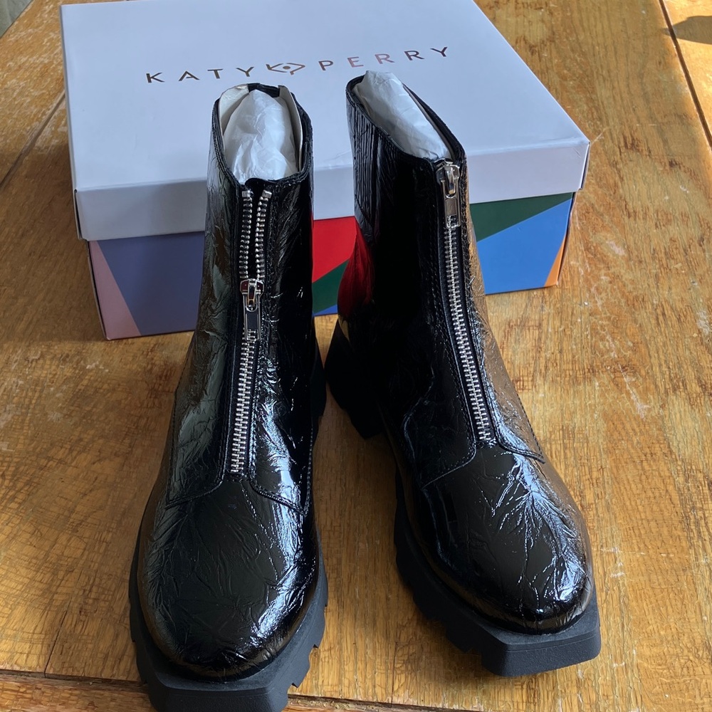 Katy Perry Collections Shiny Black Textured Boots